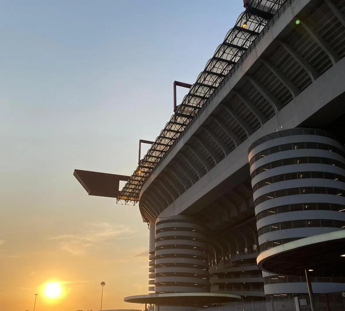 ミラノSan Siro Fb16アパートメント イタリア